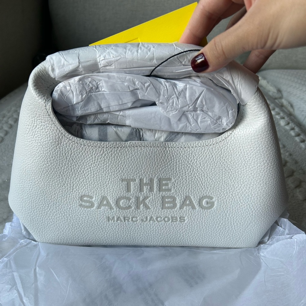 Marc Jacobs The Sack Bag Mini in White